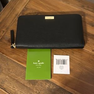 KATE SPADE ZIPPY WALLET